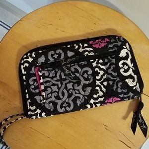 EUC Vera Bradley wristlet